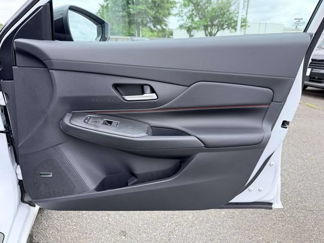 New 2026 Nissan Sentra SR w/ SR Premium Package FWD image 8