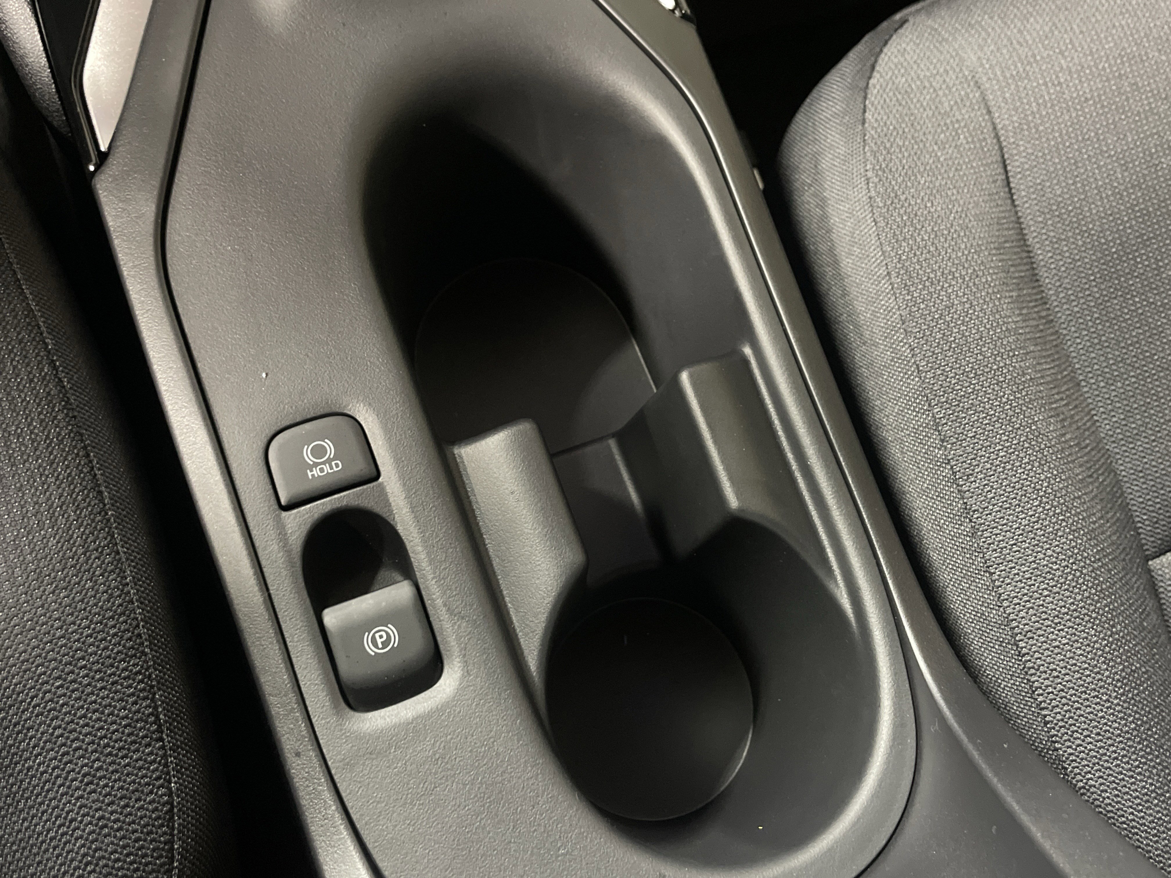 Used 2025 Toyota Corolla LE image 29