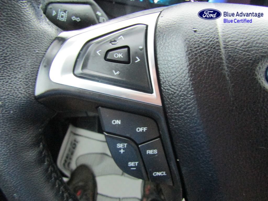 Certified 2024 Ford Edge Titanium AWD/4WD image 34