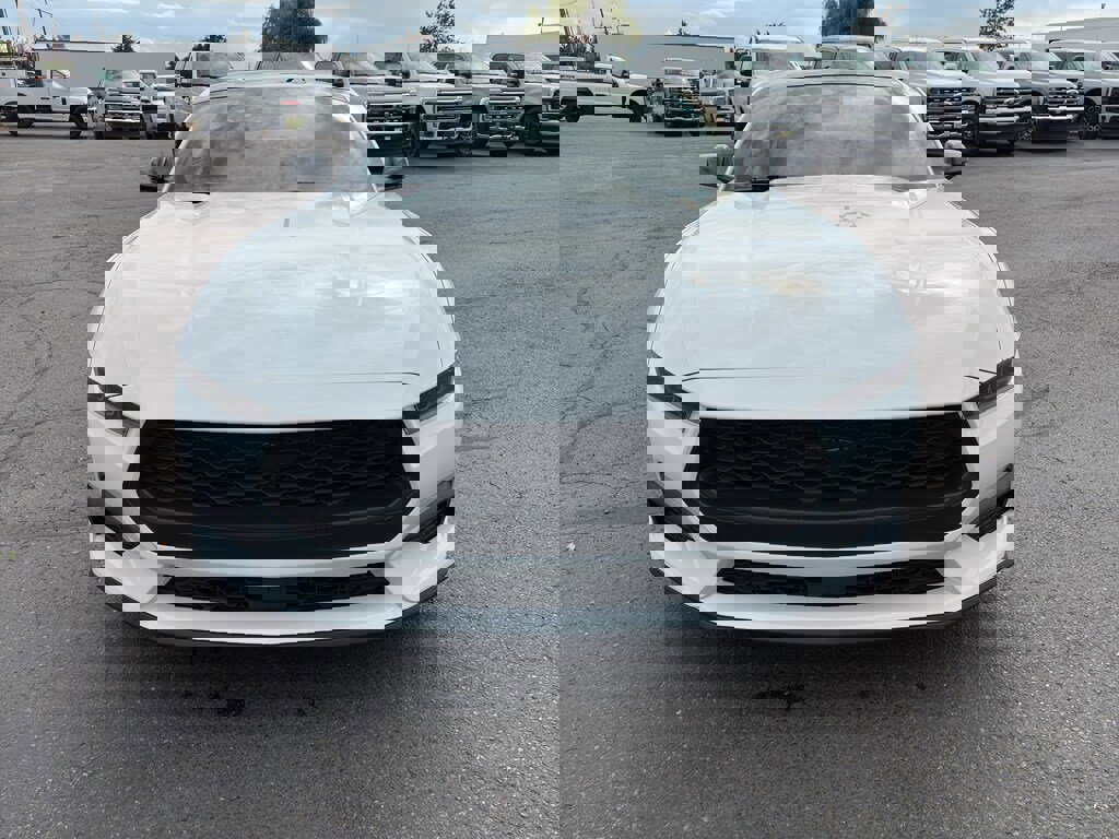 New 2025 Ford Mustang Premium image 30