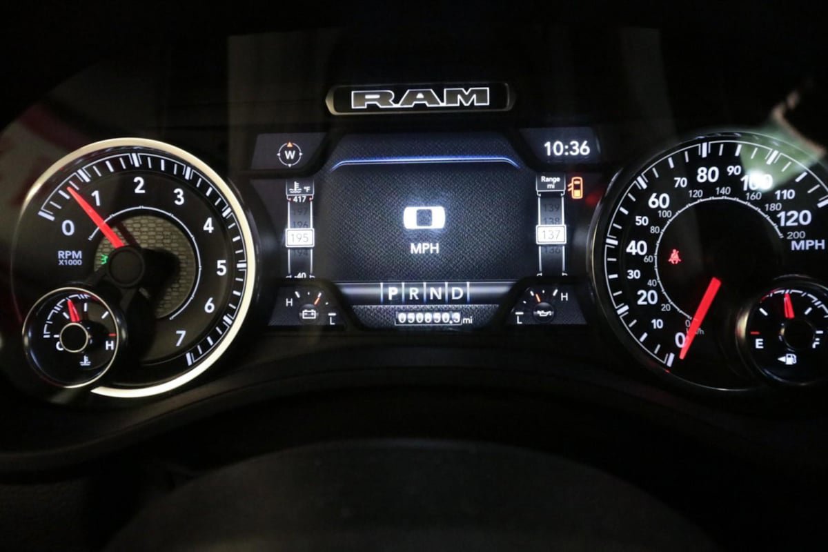 Used 2022 RAM 1500 Laramie AWD/4WD image 19