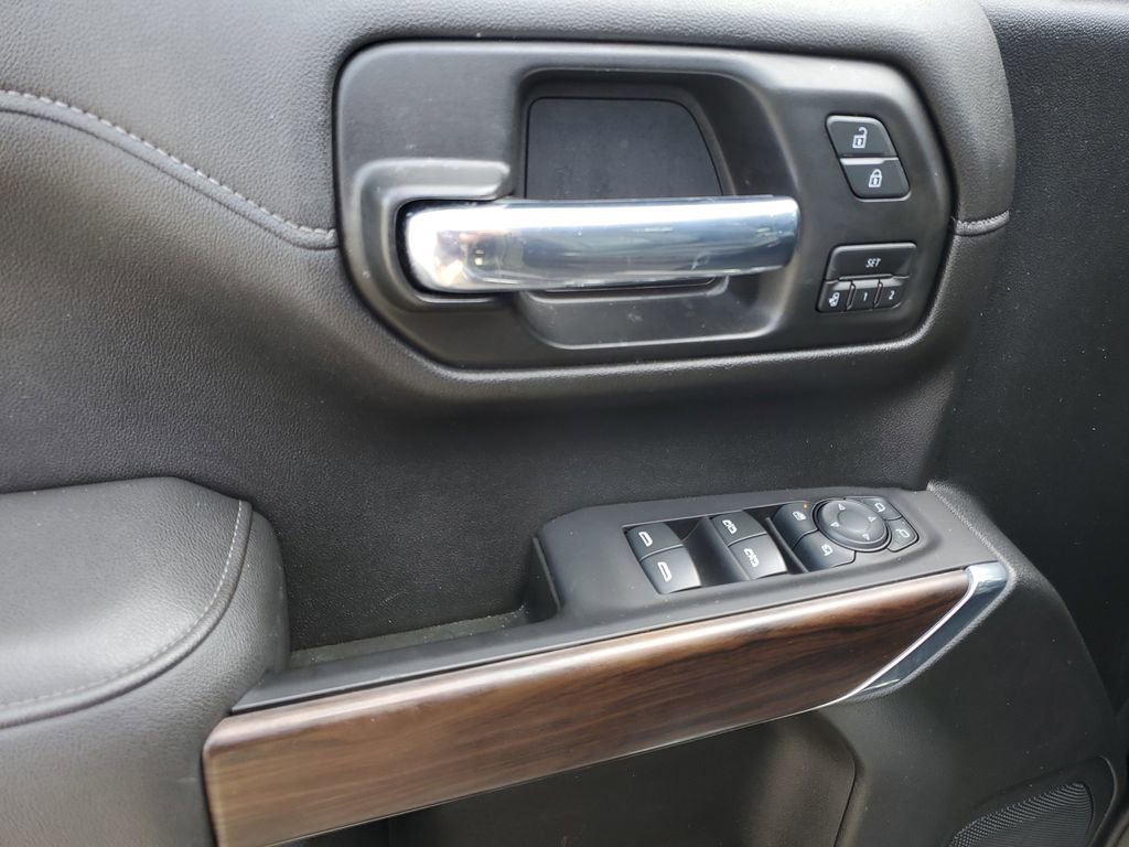 Used 2021 GMC Sierra 1500 SLT w/ SLT Premium Package RWD image 18