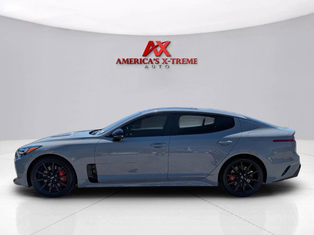 Used 2023 Kia Stinger GT2 image 2