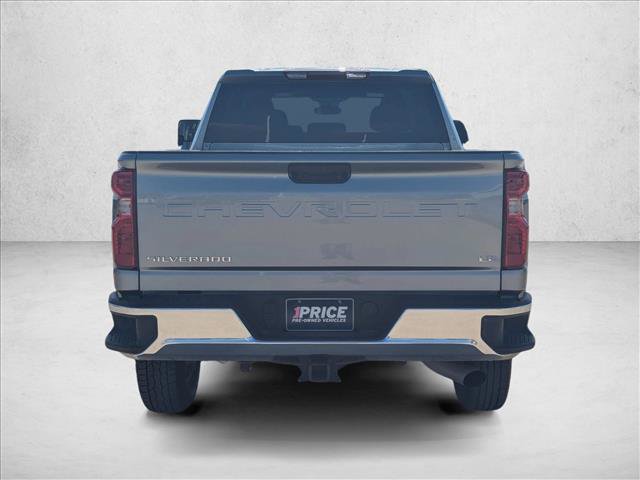 Used 2025 Chevrolet Silverado 2500 LT w/ Convenience Package AWD/4WD image 6