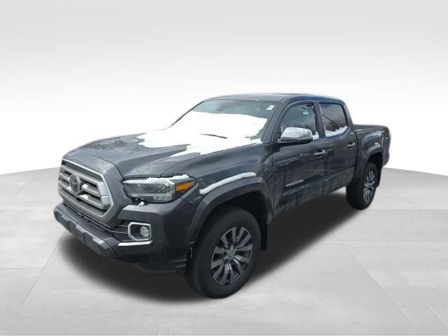 Used 2023 Toyota Tacoma Limited image 3