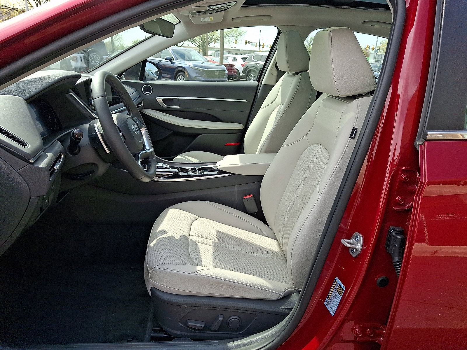 Certified 2023 Hyundai Sonata Limited w/ Cargo Package image 13