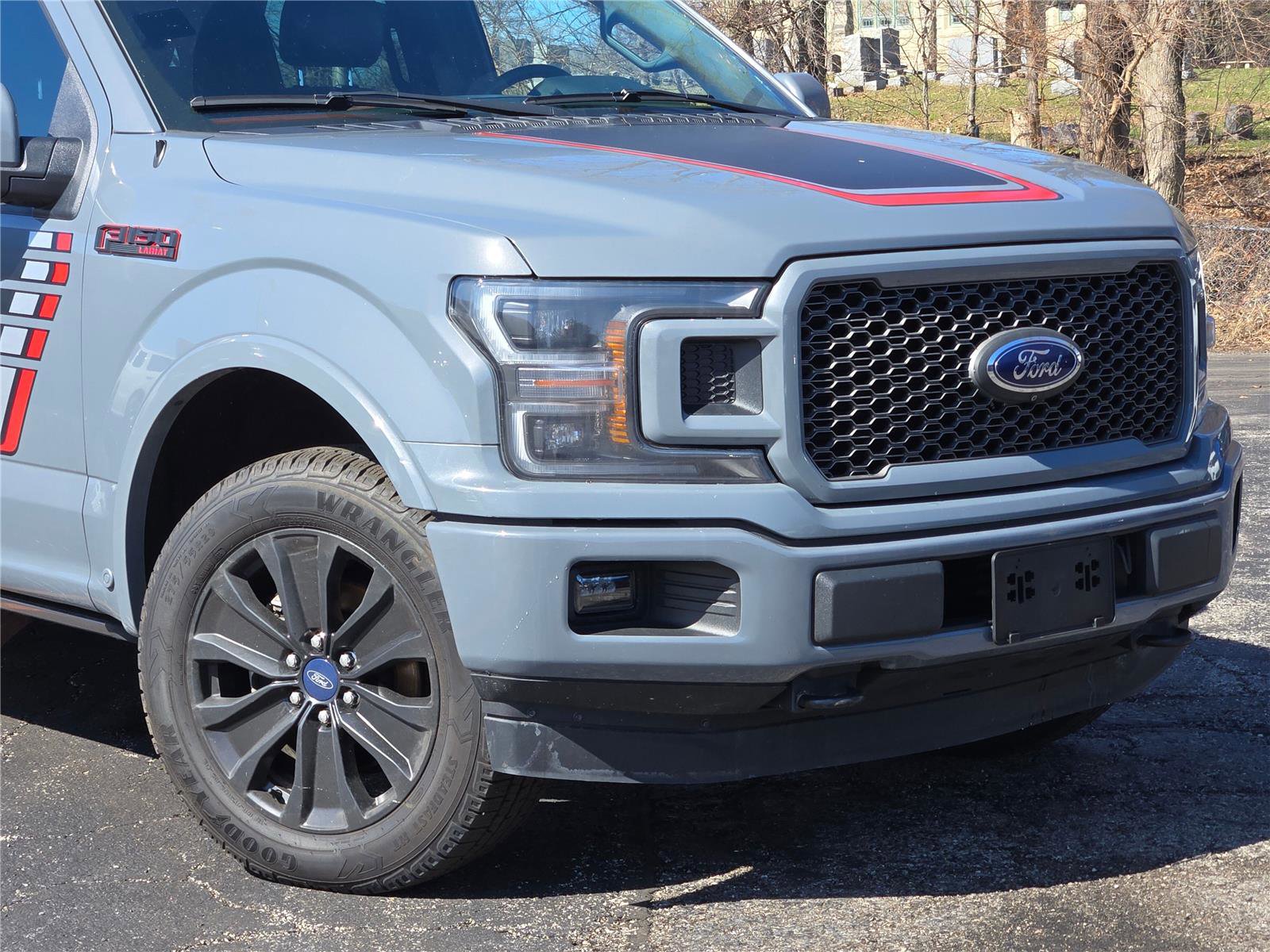Used 2019 Ford F150 Lariat w/ Equipment Group 502A Luxury image 2