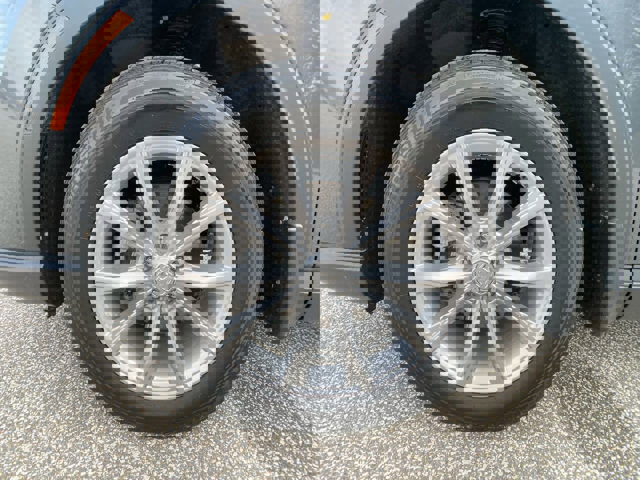 Used 2023 Honda CR-V EX-L image 11