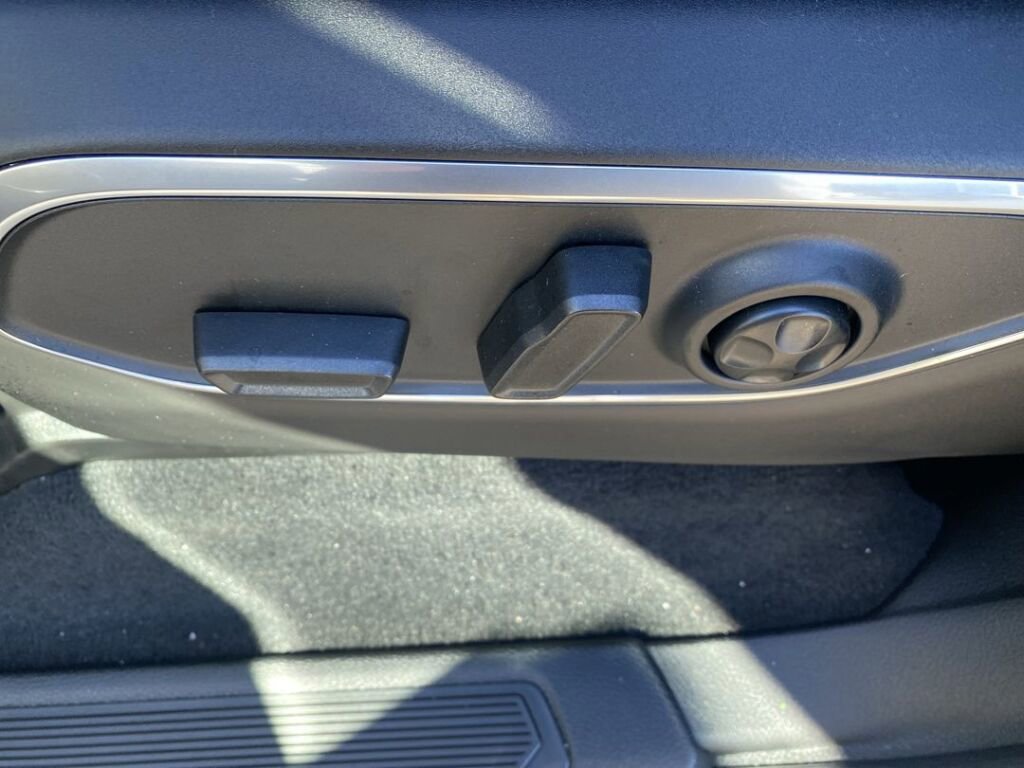 New 2025 Jeep Wagoneer L Series II w/ Convenience Group I image 13
