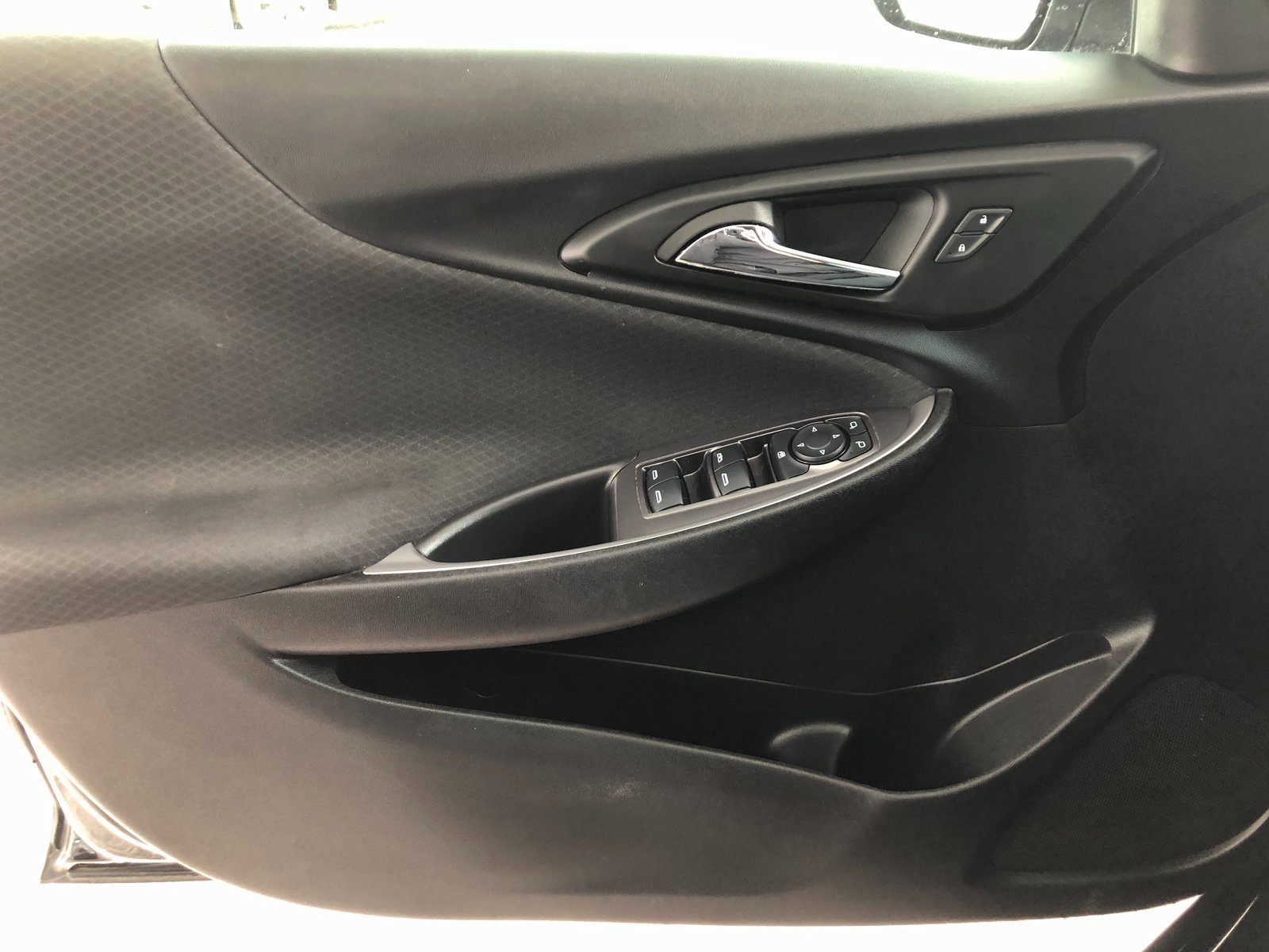 Used 2023 Chevrolet Malibu LT image 33