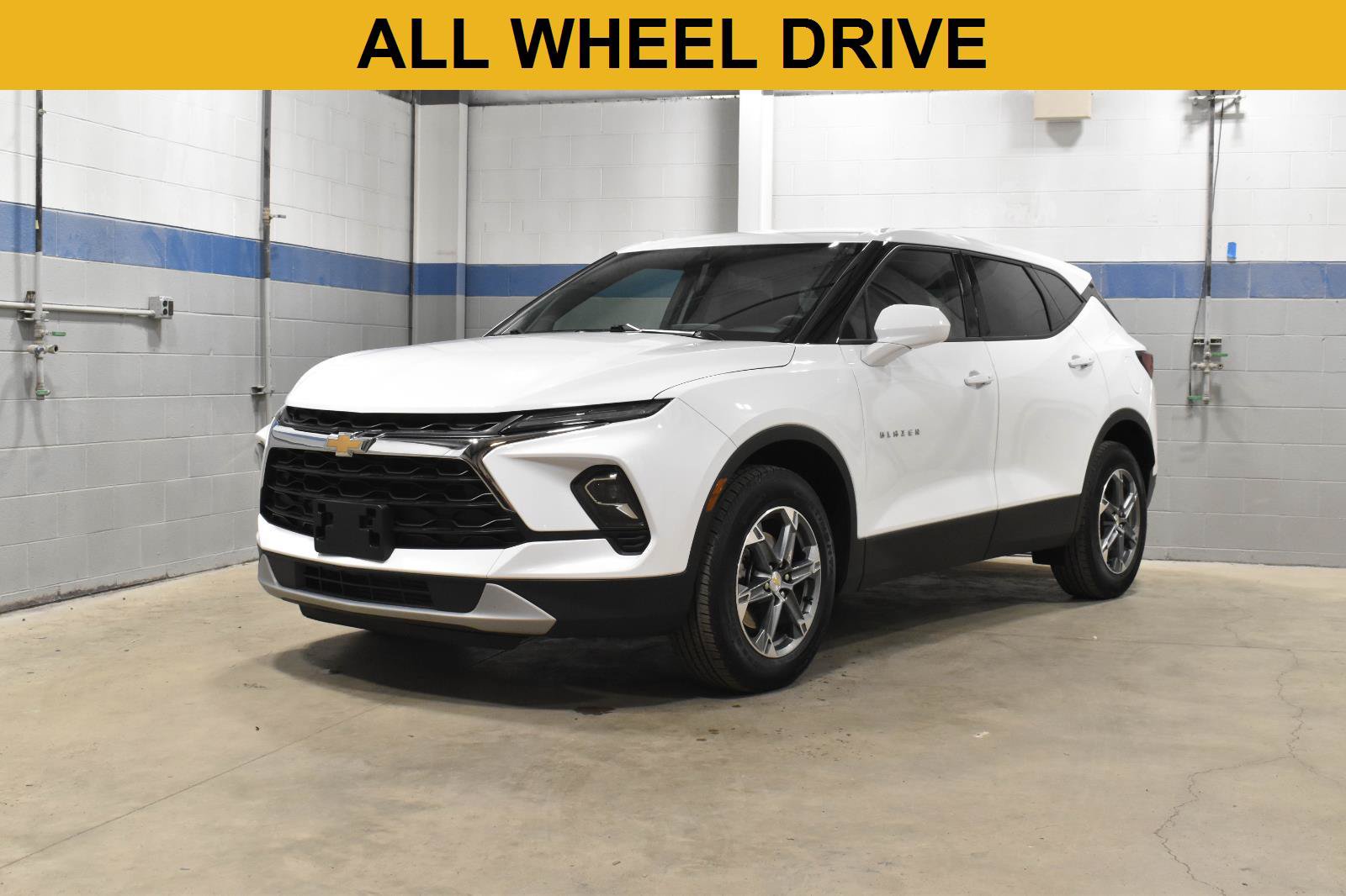 Used 2025 Chevrolet Blazer LT AWD/4WD image 4