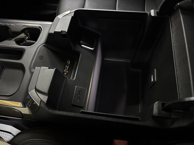 Used 2022 Chevrolet Silverado 1500 LTZ w/ LTZ Convenience Package II AWD/4WD image 60