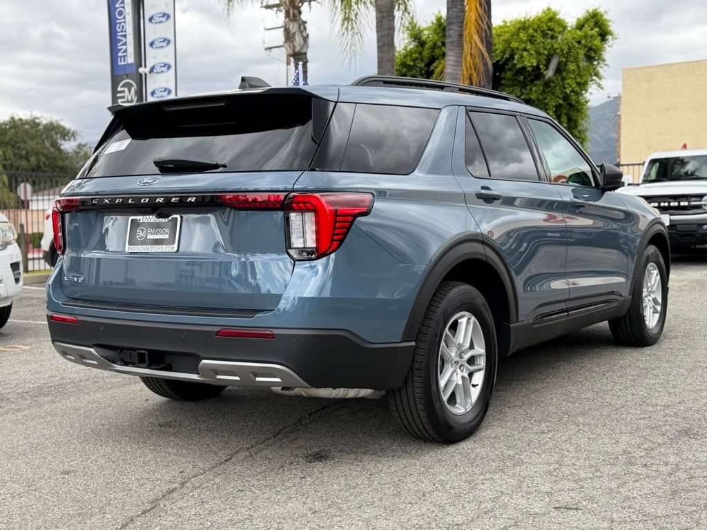 New 2026 Ford Explorer Active w/ Active Comfort Package RWD image 11