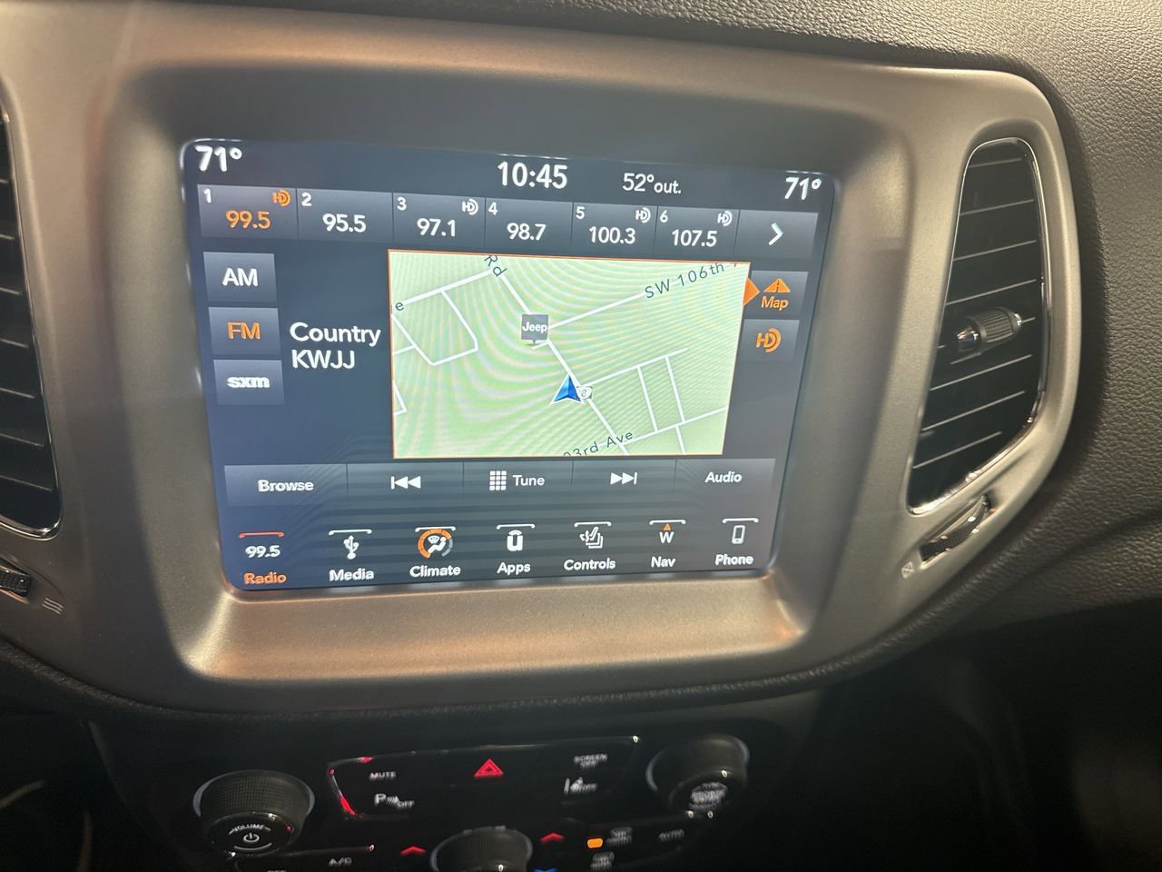 Used 2019 Jeep Compass High Altitude image 24