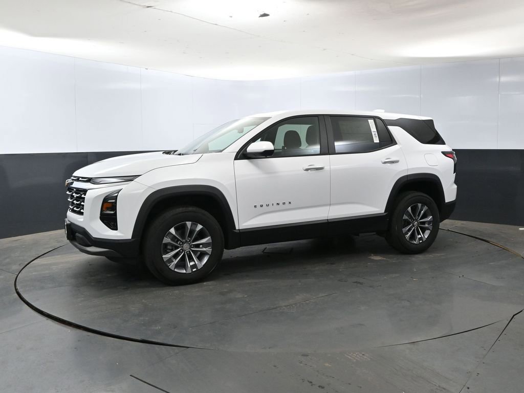 New 2025 Chevrolet Equinox LT w/ Safety and Technology Package image 8