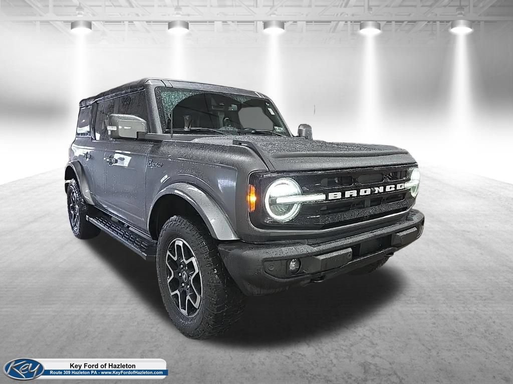 Used 2022 Ford Bronco Outer Banks AWD/4WD image 1