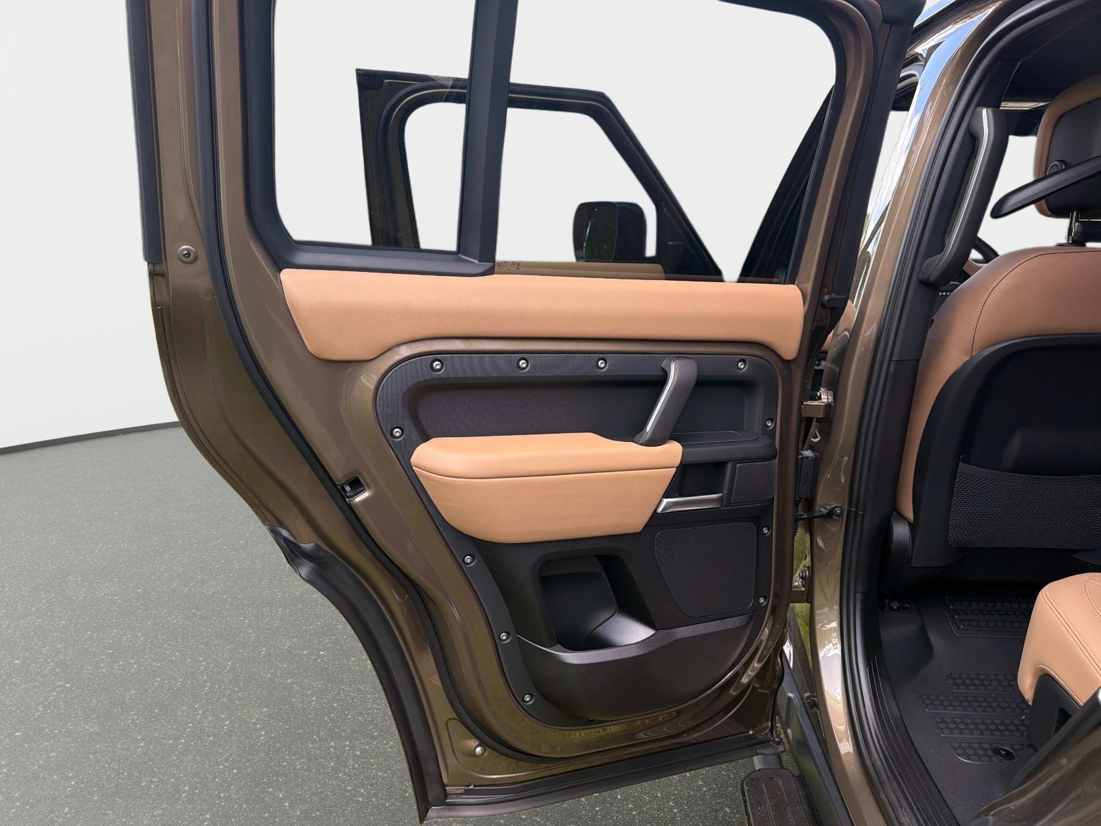 New 2026 Land Rover Defender 130 S AWD/4WD image 12