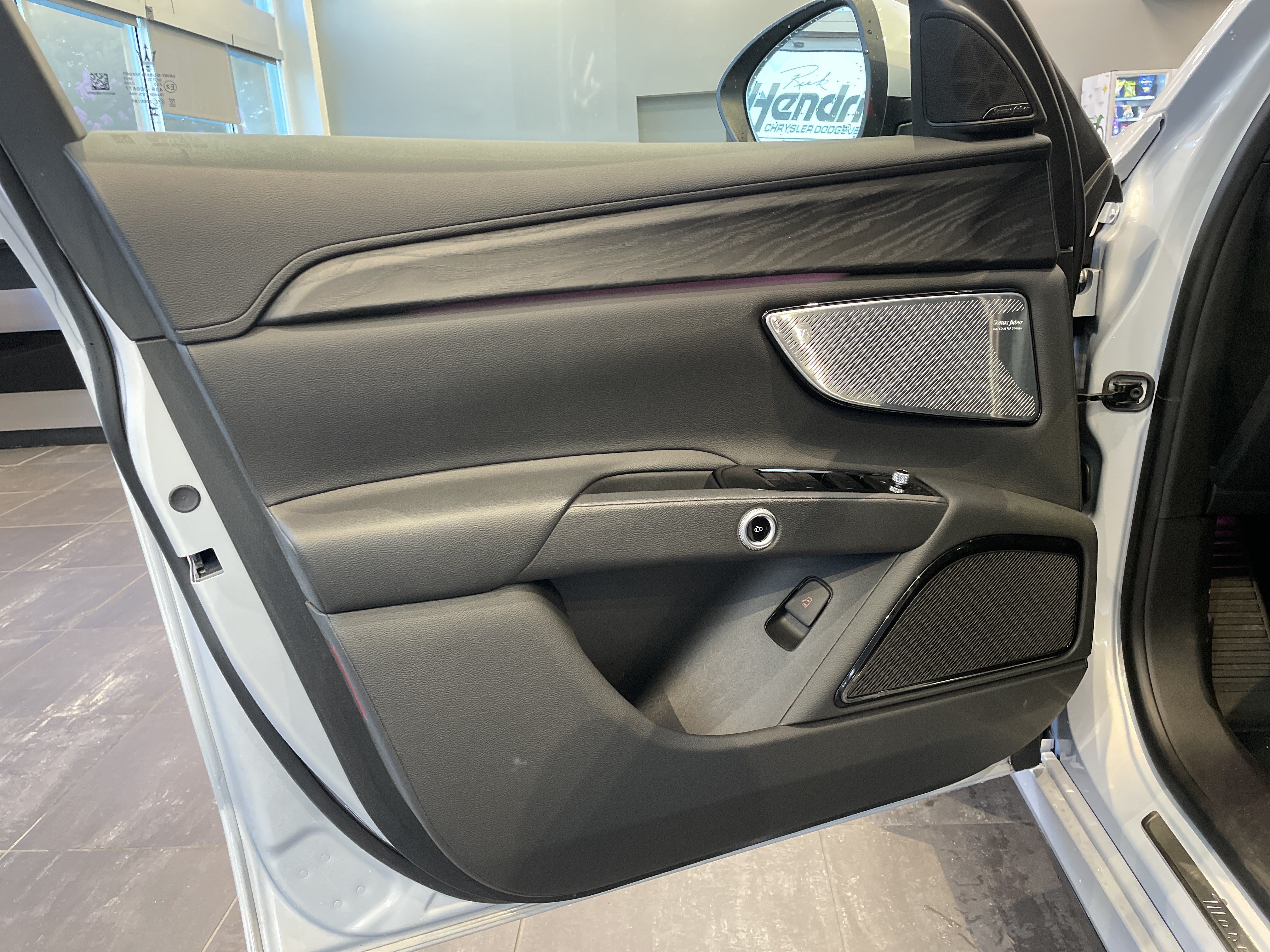 Used 2023 Maserati Grecale Modena AWD/4WD image 15