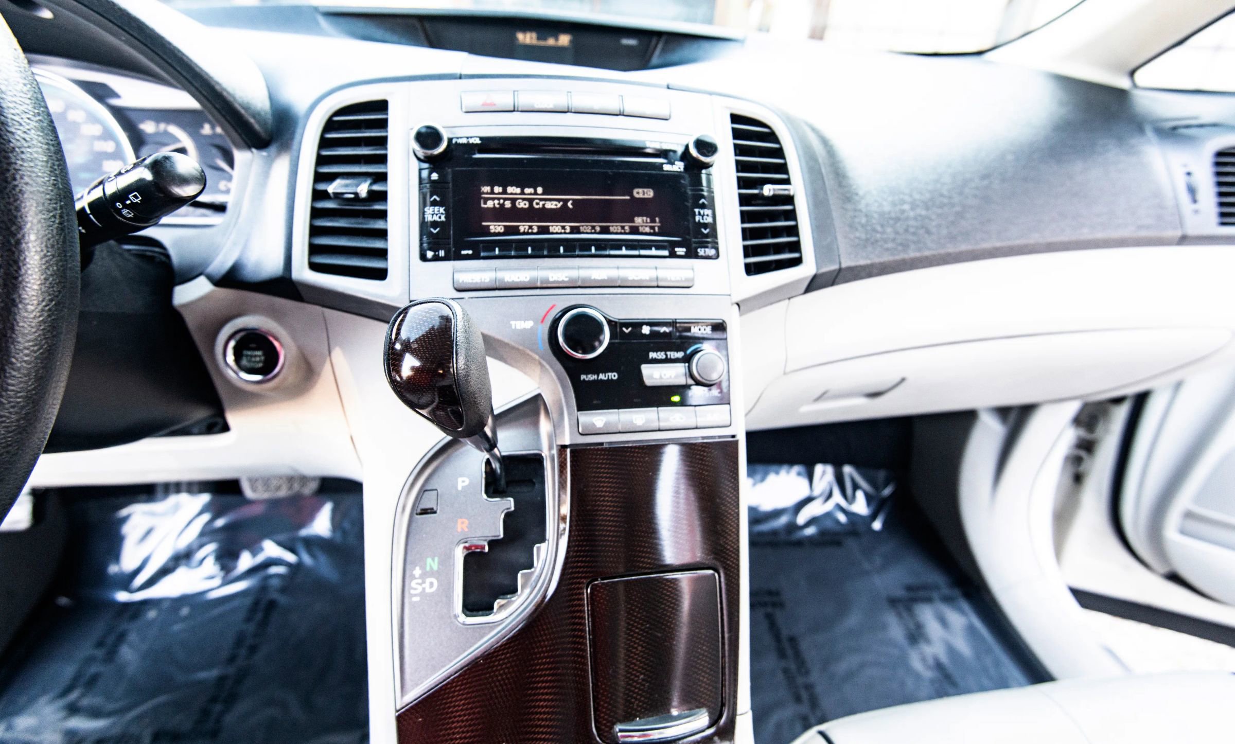 Used 2010 Toyota Venza image 39