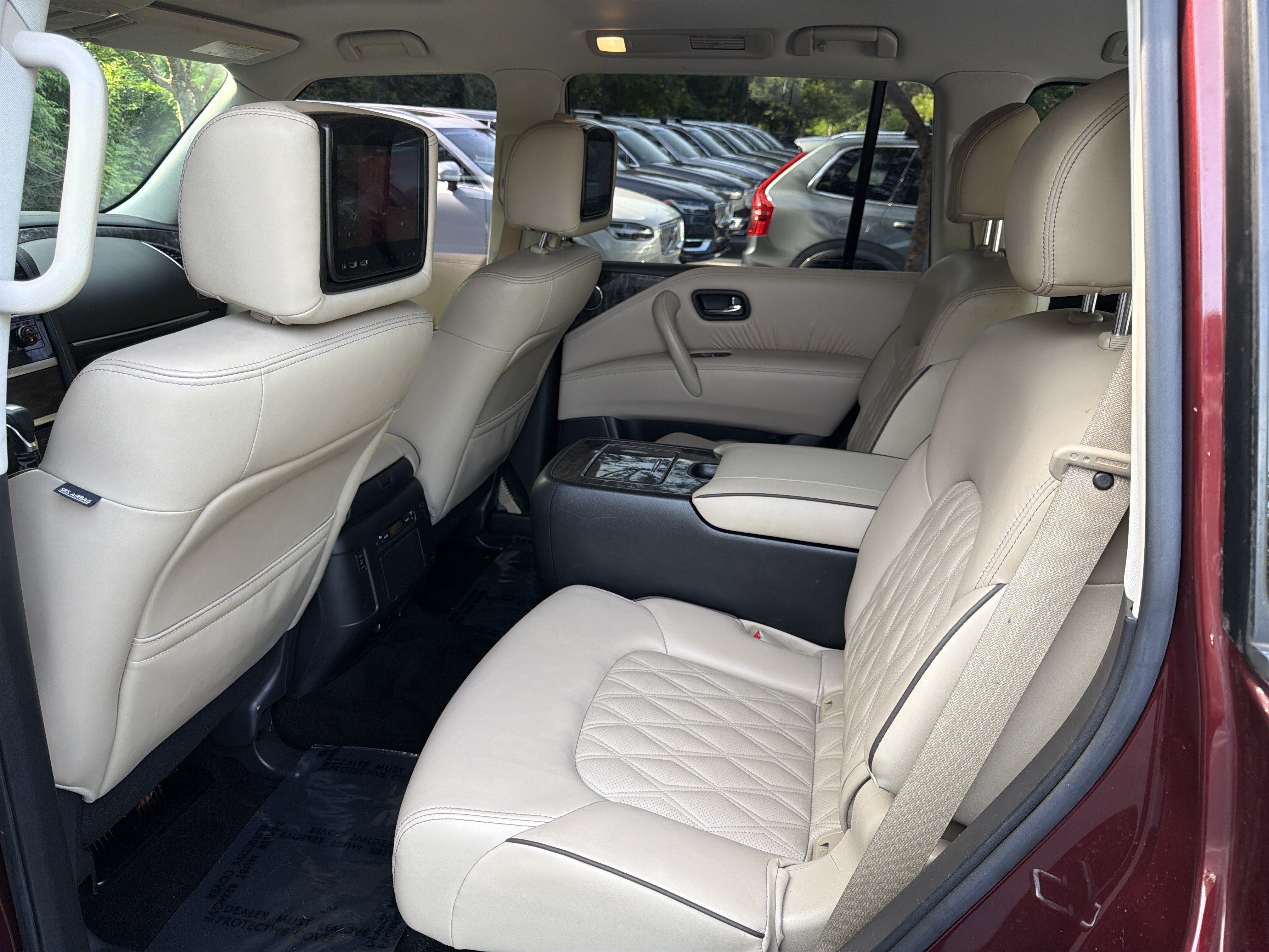 Used 2022 Nissan Armada Platinum w/ Captain's Chairs Package RWD image 32