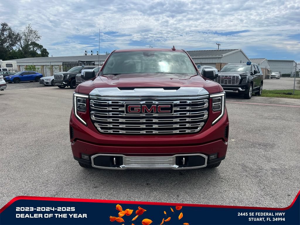 Used 2024 GMC Sierra 1500 Denali RWD image 2