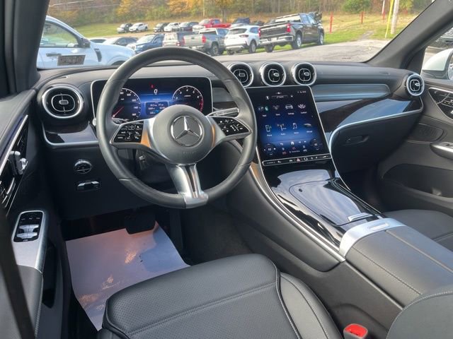 Used 2024 Mercedes-Benz GLC 300 4MATIC image 18