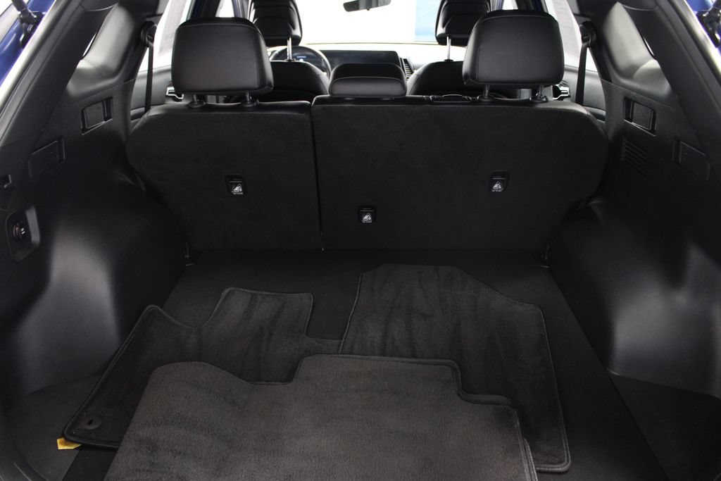 Used 2025 Kia Sportage X-Line AWD/4WD image 17