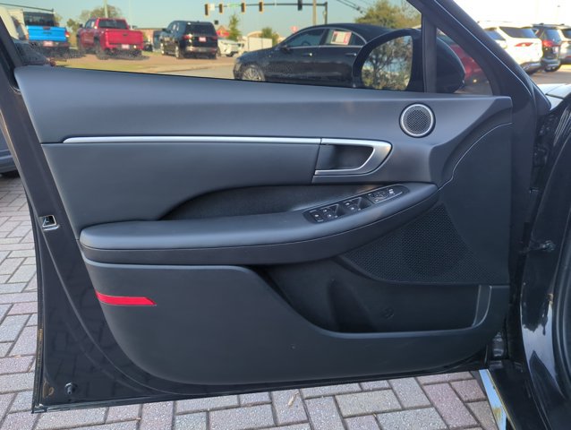 Used 2025 Hyundai Sonata SEL FWD image 16