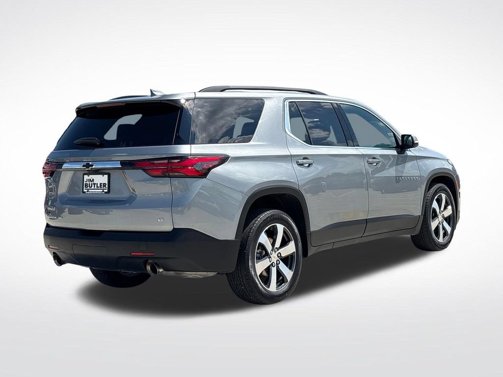 Used 2023 Chevrolet Traverse LT w/ LT Premium Package AWD/4WD image 8