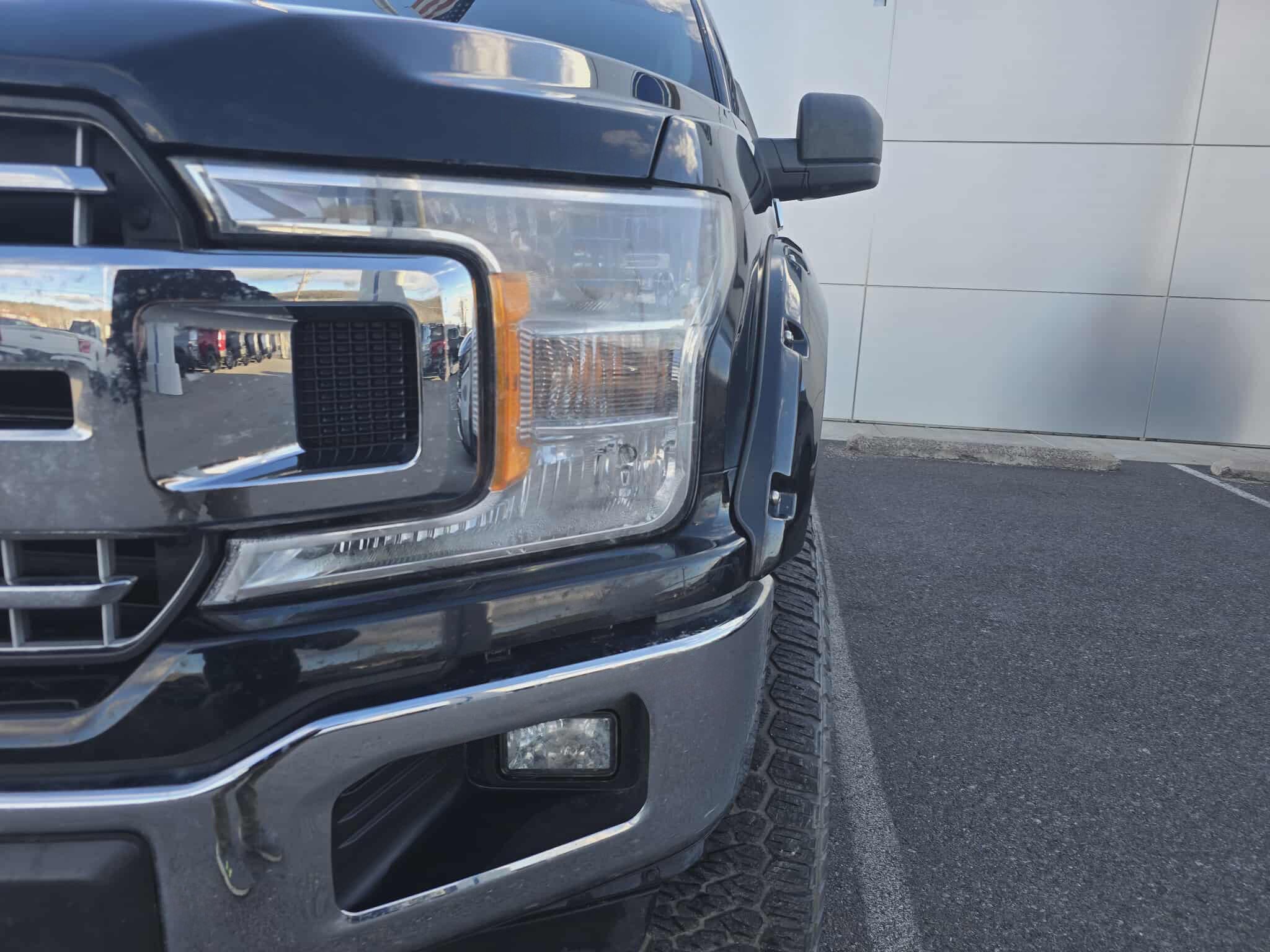 Used 2018 Ford F150 XLT w/ XTR Package image 10