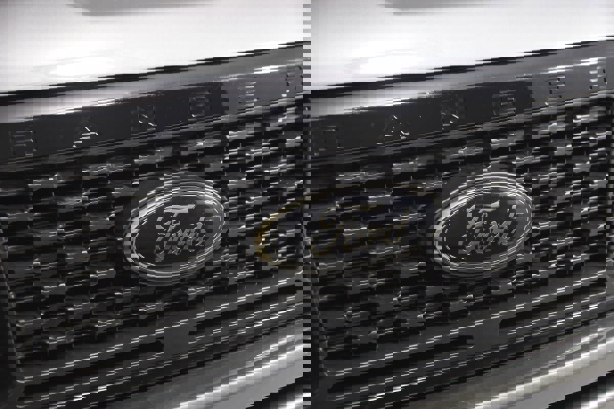 Used 2021 Ford Ranger XLT w/ Equipment Group 301A Mid image 13