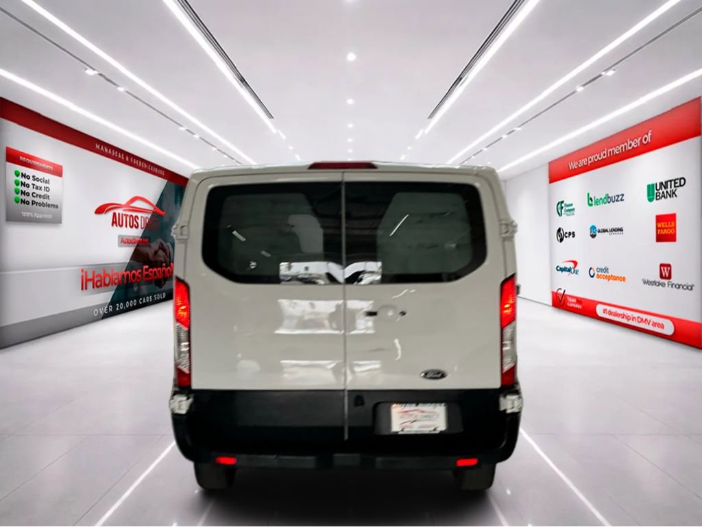 Used 2018 Ford Transit 250 130 Low Roof w/ Exterior Upgrade Package RWD image 6