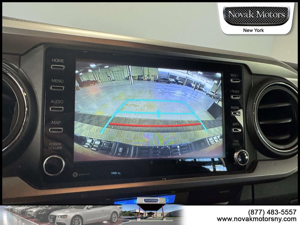 Used 2022 Toyota Tacoma SR5 image 21