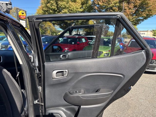 Certified 2023 Hyundai Venue SEL image 34