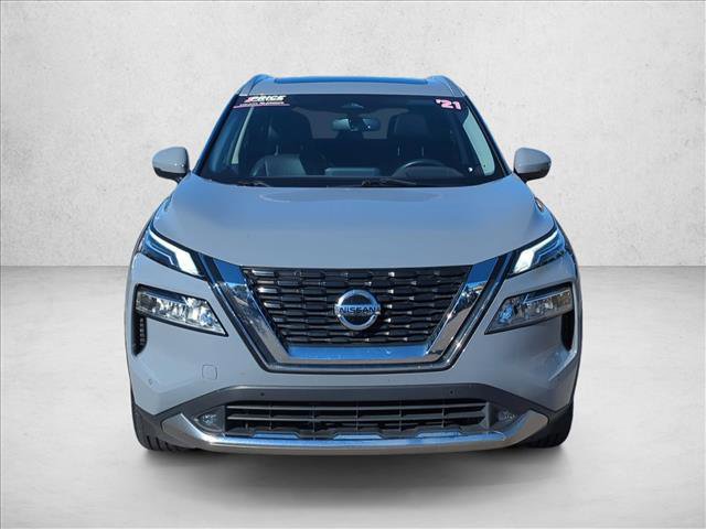 Used 2021 Nissan Rogue Platinum image 2