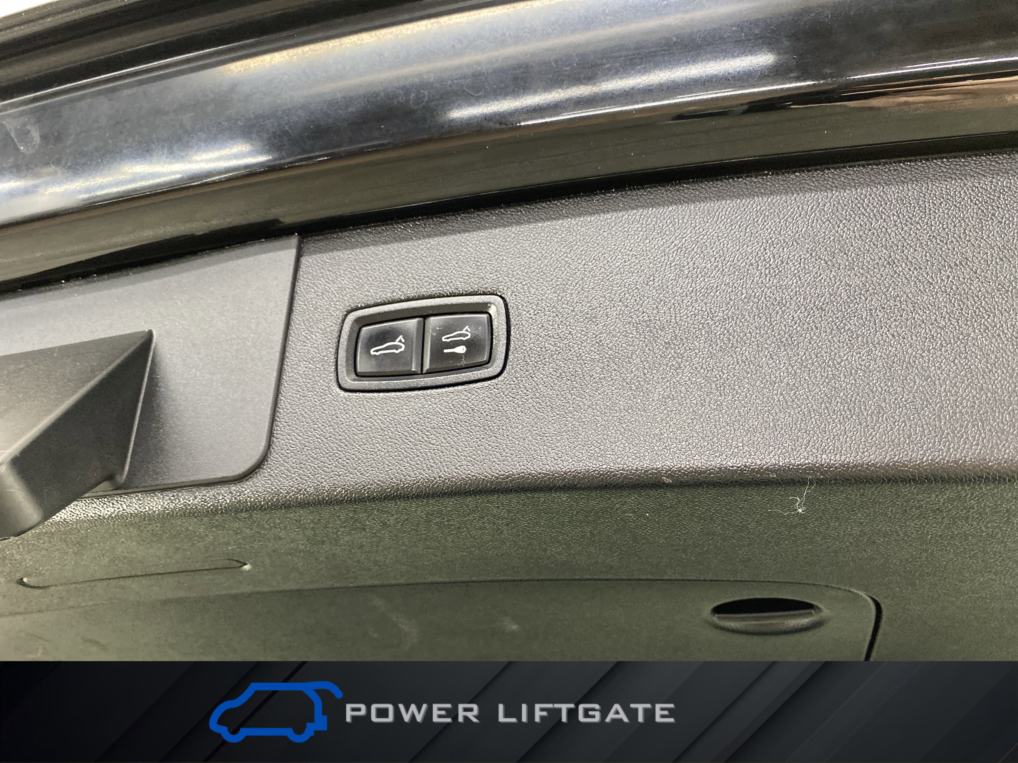 Used 2020 Porsche Cayenne image 33