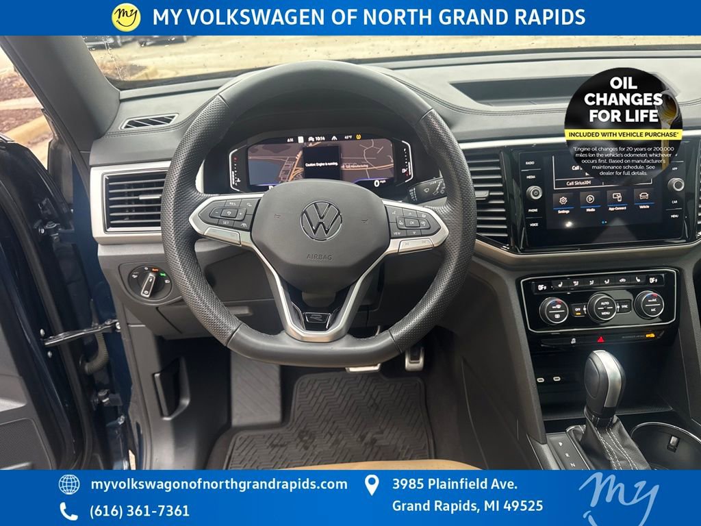 Certified 2023 Volkswagen Atlas Cross Sport SEL R-Line image 14