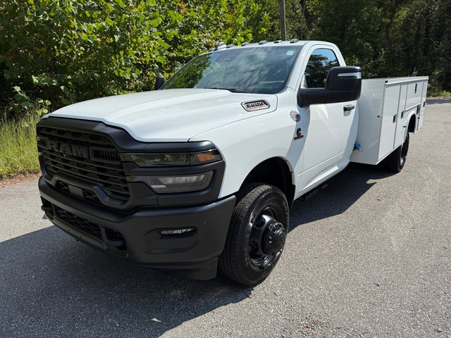 New 2026 RAM 3500 Tradesman image 3