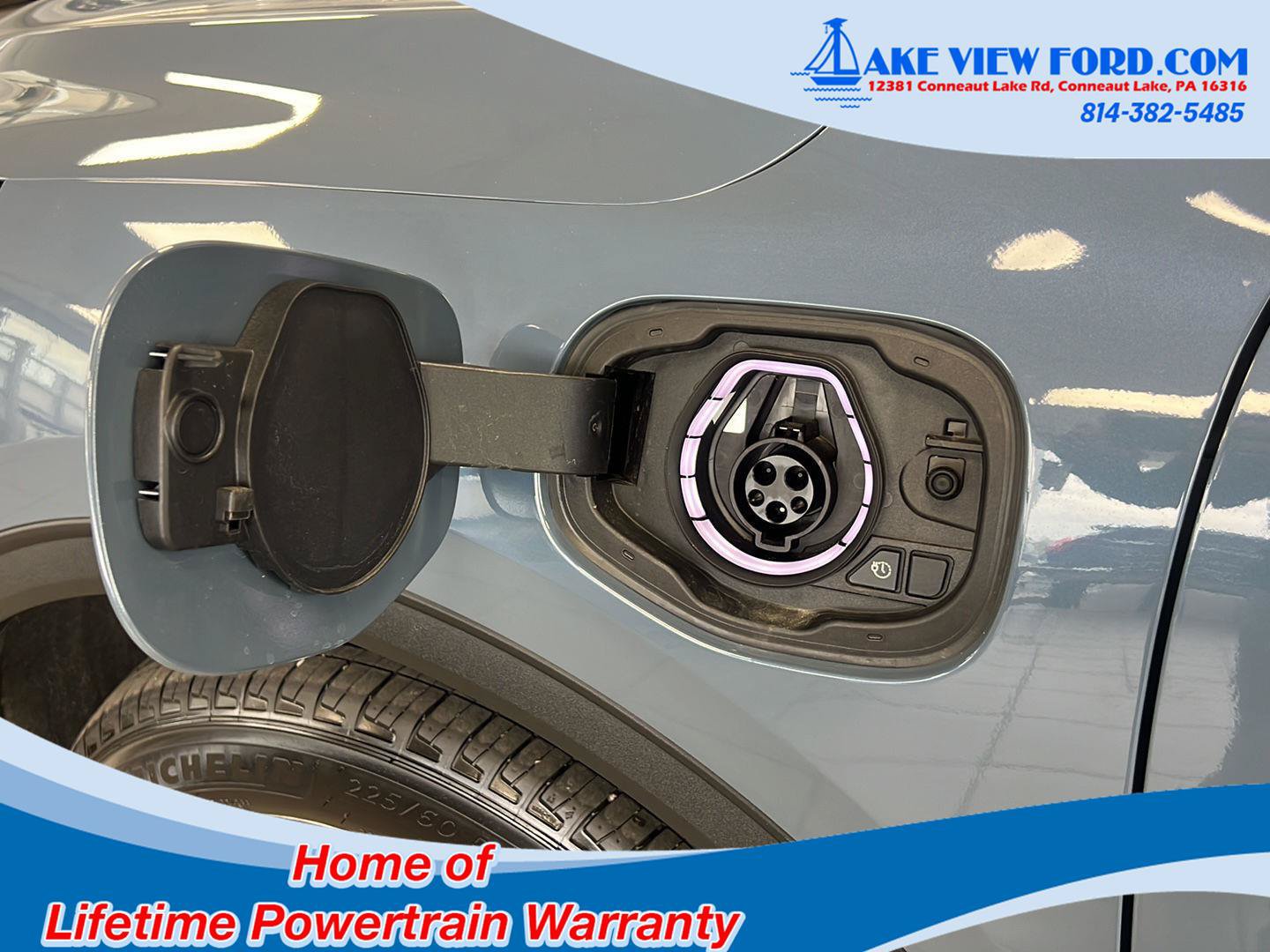 Used 2026 Ford Escape SE w/ PHEV Premium Package FWD image 14