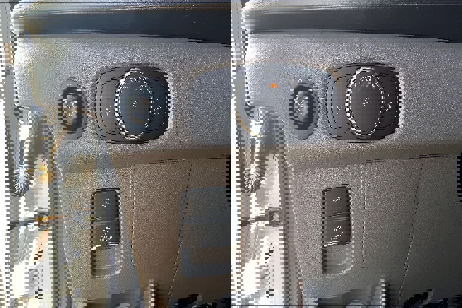 New 2026 Ford Transit 150 148 Medium Roof image 19