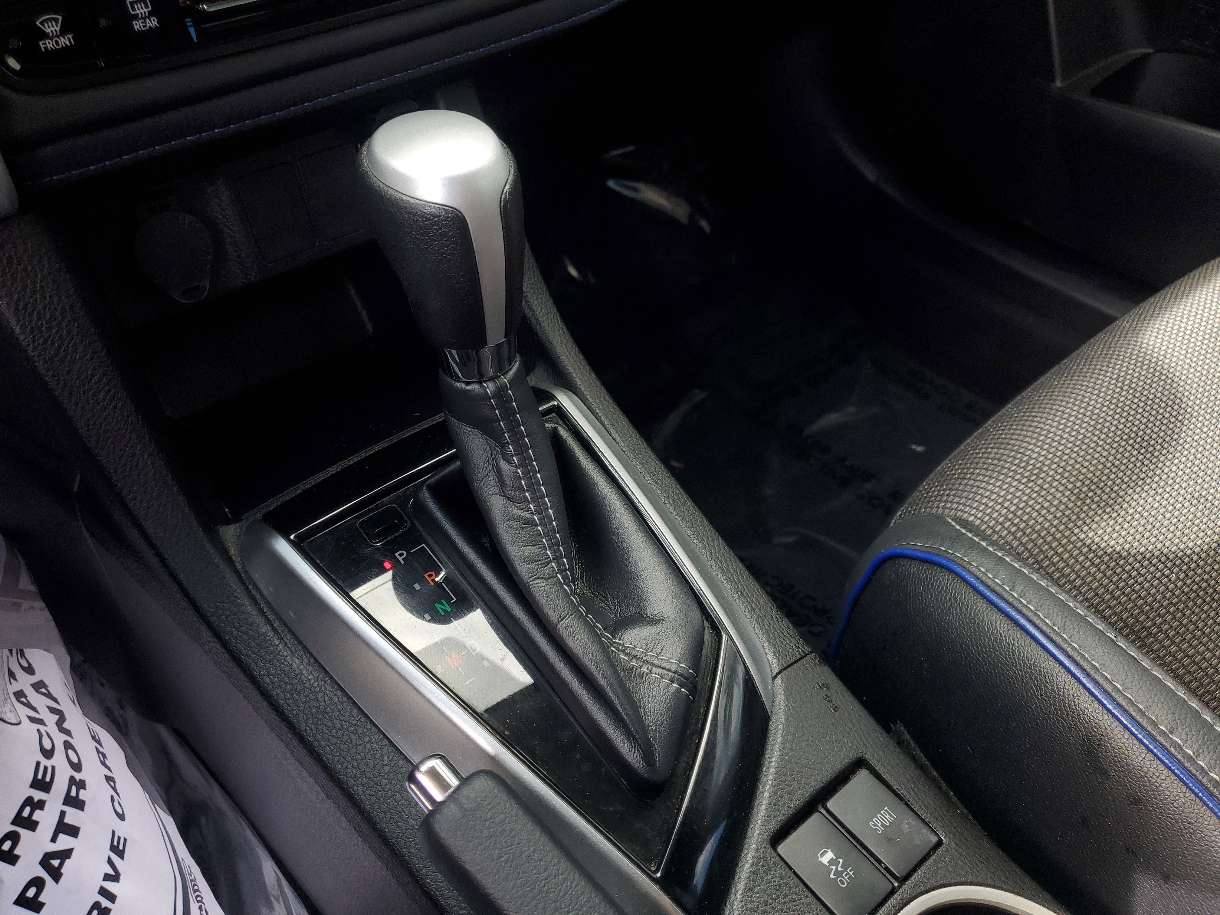 Used 2019 Toyota Corolla SE image 29