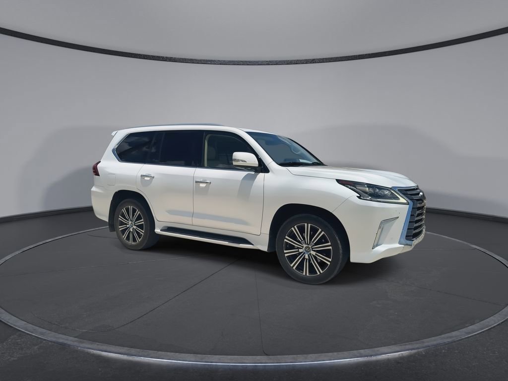 Used 2020 Lexus LX 570 4WD w/ Luxury Package image 2