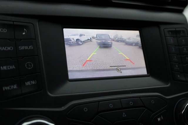 Used 2015 Ford Fusion SE w/ Equipment Group 201A image 3