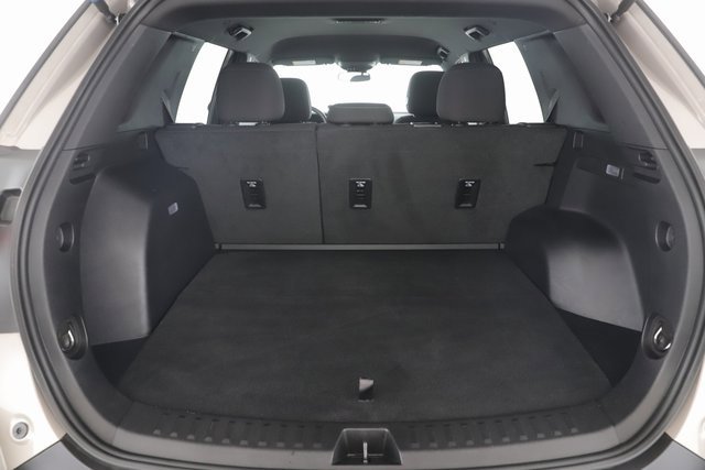 Used 2025 GMC Terrain Elevation image 26