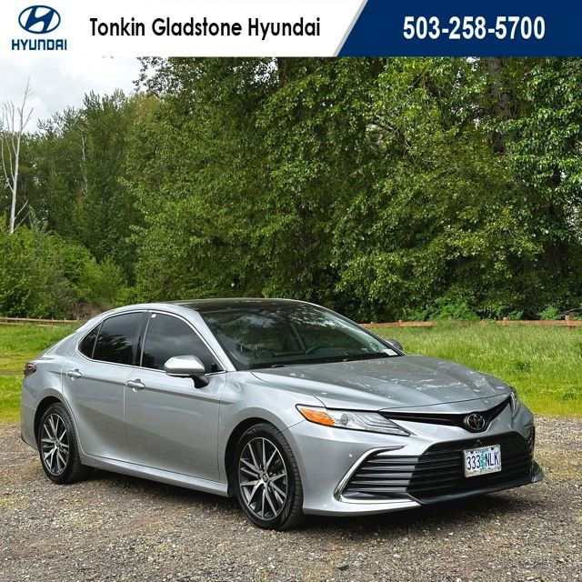 Used 2022 Toyota Camry XLE w/ Navigation Package