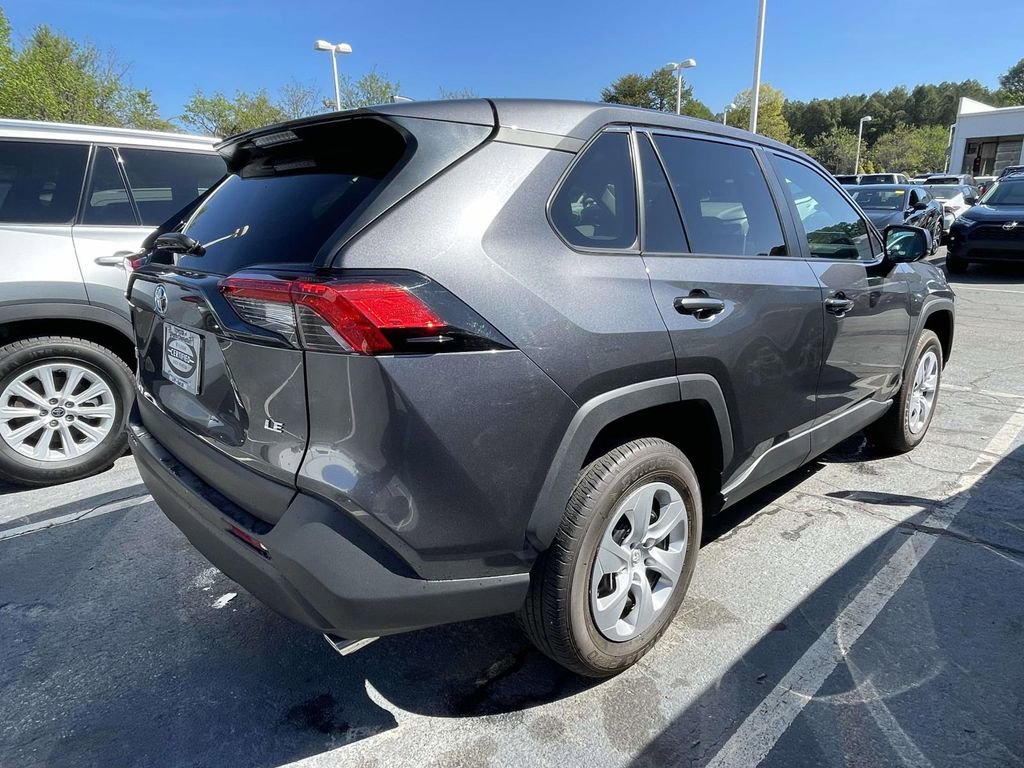 Used 2024 Toyota RAV4 LE image 27