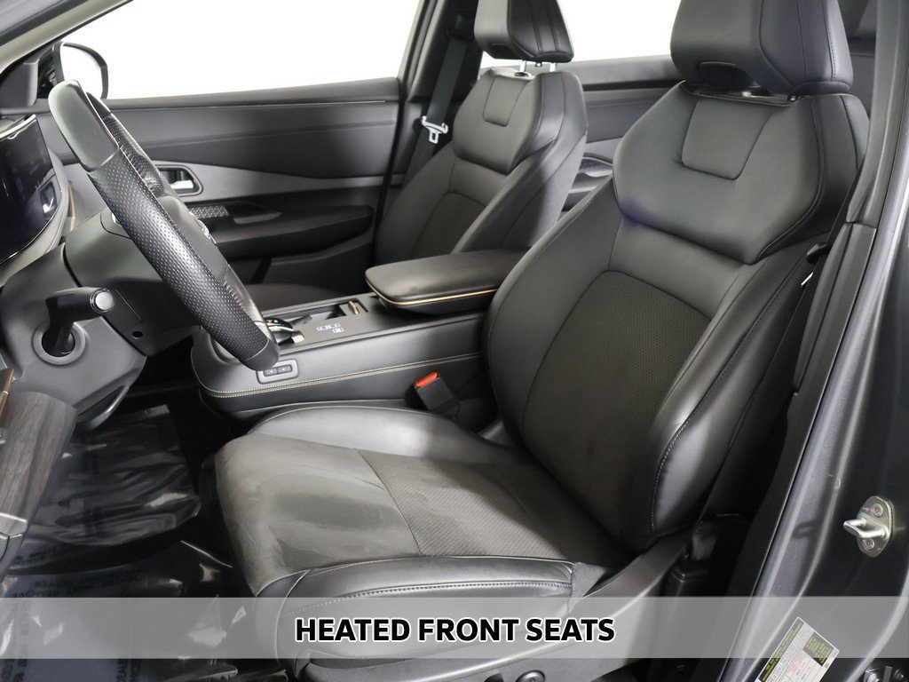 Used 2023 Nissan Ariya ENGAGE image 8