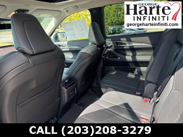 New 2026 INFINITI QX60 Luxe w/ Family Package image 14