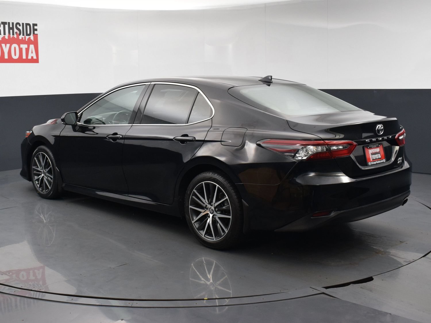 Used 2023 Toyota Camry XLE w/ Protection Package (Q2) (TMS) AWD/4WD image 3