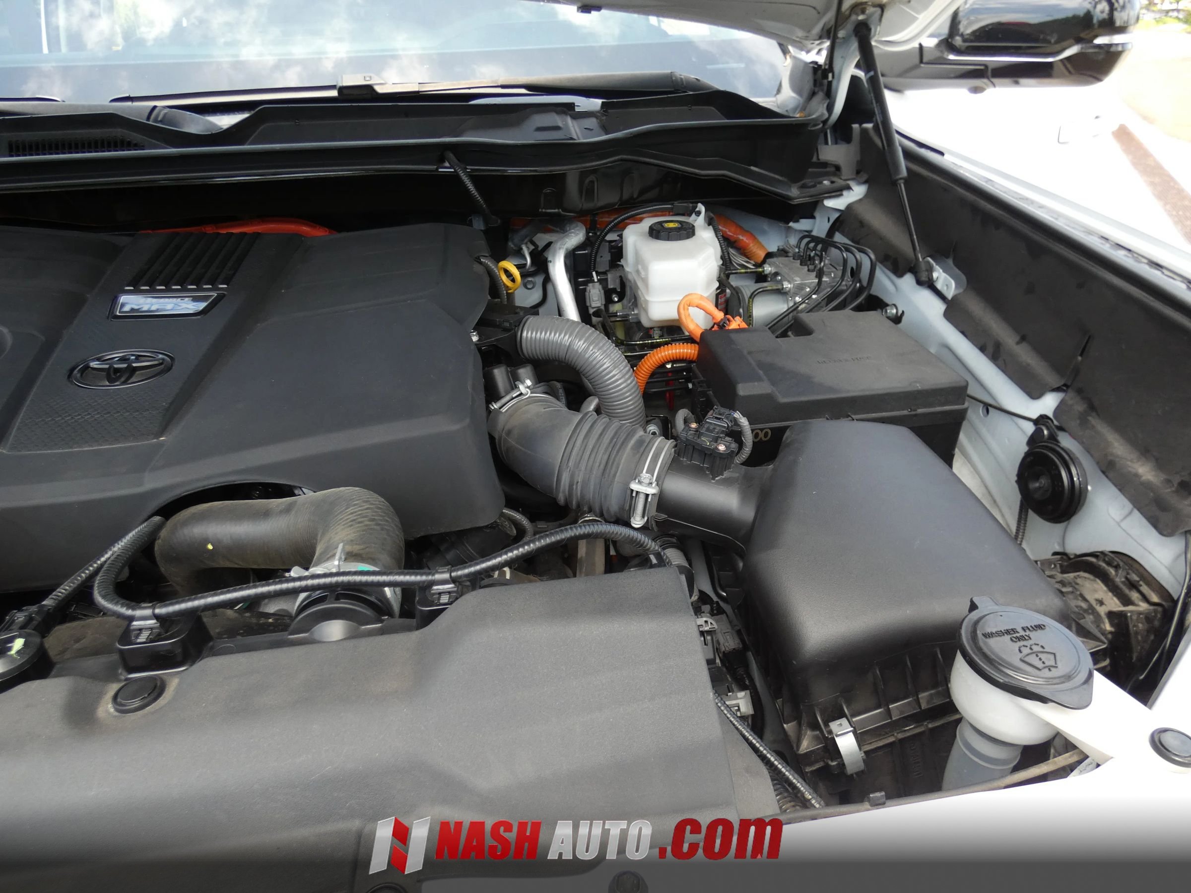 Used 2024 Toyota Tundra Limited w/ TRD Off-Road Package AWD/4WD image 81